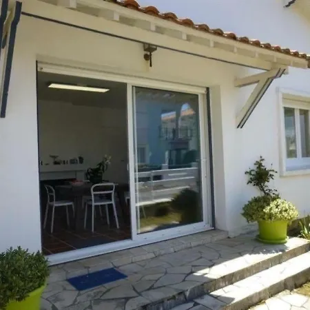 House Plage Du Pigeonnier : Maison 4 Chambres 100m Plage Nyaraló Royan